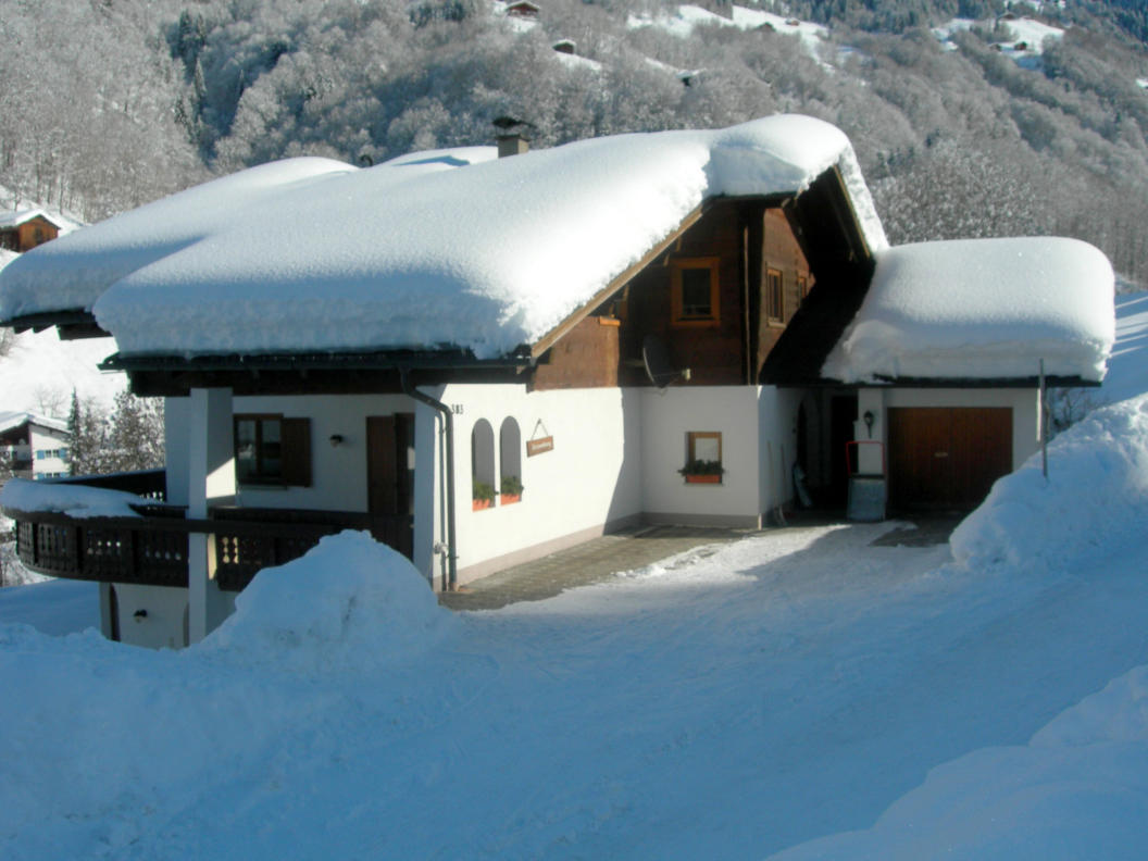 Haus Schwarzhans im Winter
